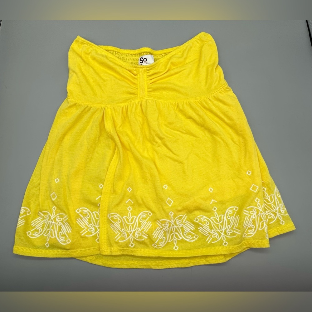 Adorable Yellow Strapless Top, Shirt size Large